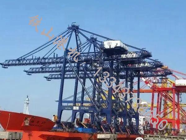 湖南衡陽岸橋廠家岸橋工作起來效率高，節(jié)省空間