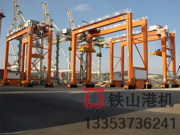 江蘇鎮(zhèn)江輪胎式集裝箱龍門(mén)吊廠家集裝箱龍門(mén)吊長(zhǎng)期重載作業(yè)的保障